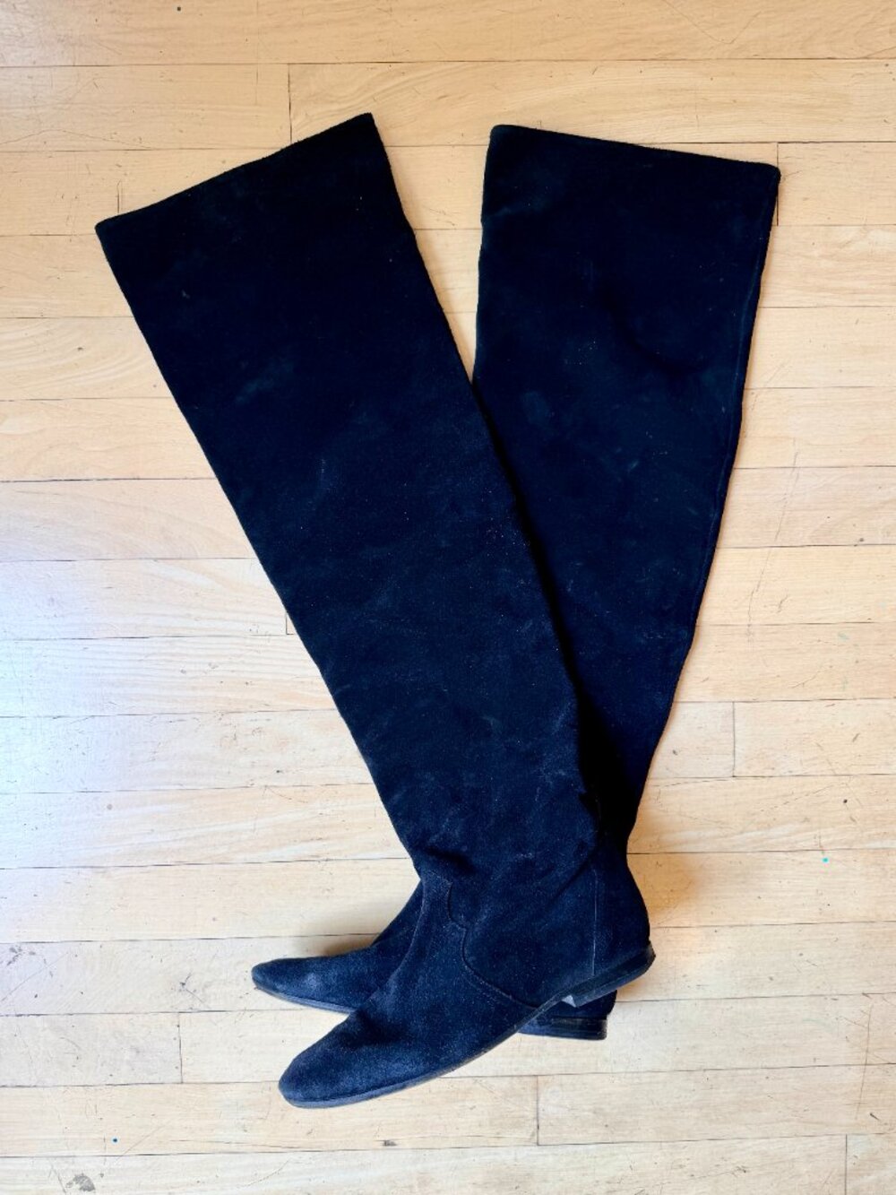Isabel Marant over-the-knee suede slouch boots - Picture 2 of 10